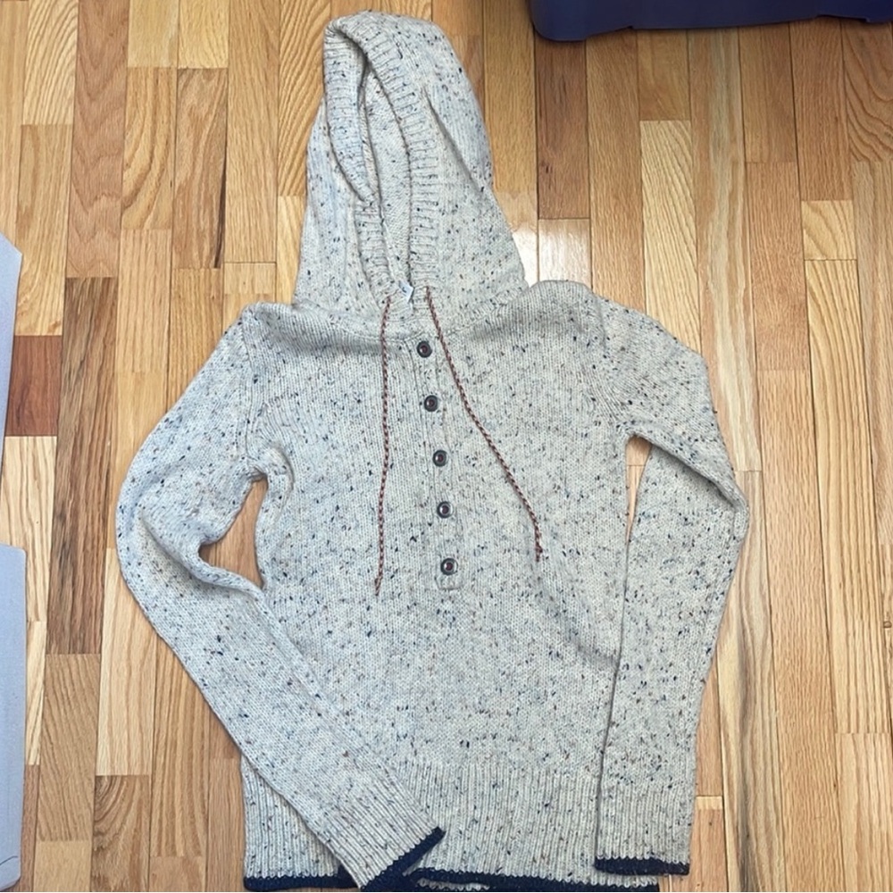 Patagonia women’s wool sweater, size medium